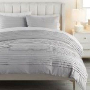 Pottery Barn Teen Pretty Pleats Duvet Cover & Sham (Twin/Twin XL) Light Gray
